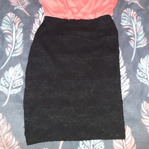 Dress - Picture 2 of 3